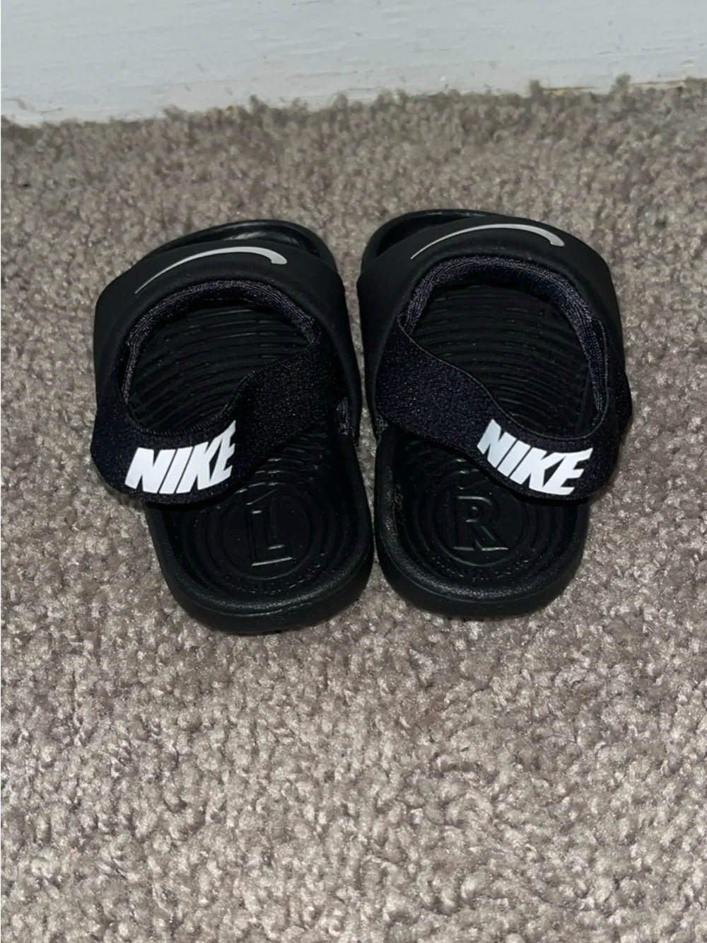 Nike comfortable slides